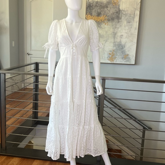 RAISSA Dresses & Skirts - RAISSA Maxi Dress in Off White